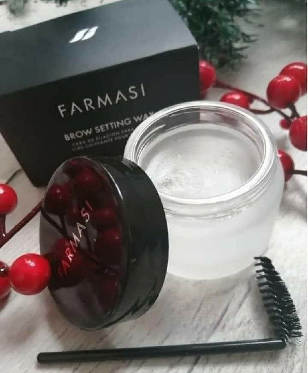 Ceara pentru Sprancene  Farmasi Beauty   